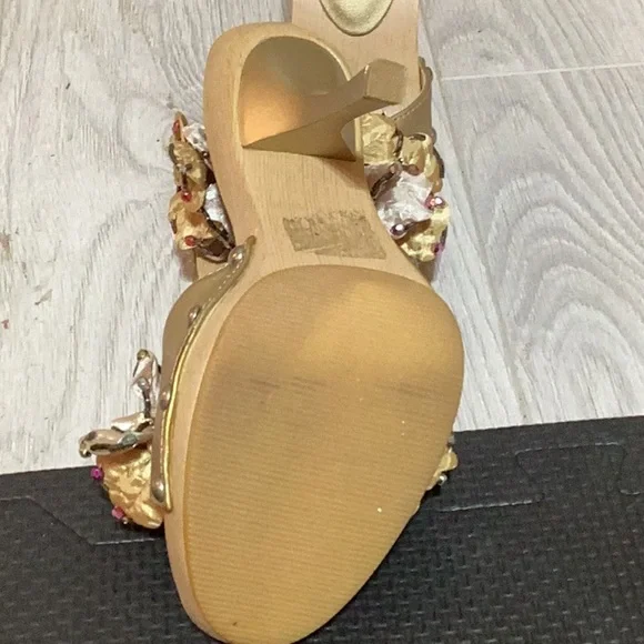 Aldo Sandals - Picture 4 of 4